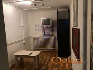 Lokal u samom centru grada, trenutno pretvoren u stambeni prostor.