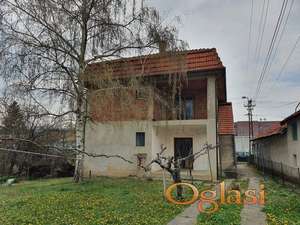 Prodaja porodične kuće u Leskovcu 230m2