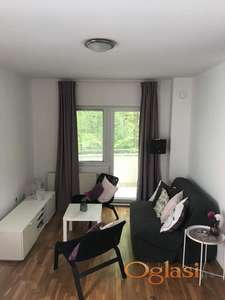 Prodaje se stan ID#1599