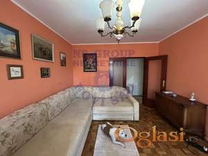 Prodaje se stan na Novoj Detelinari 83m2