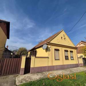 Prodajem izuzetnu kucu na selu,kompletno sredjenu,renoviranu,opremljenu