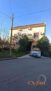 pKUA SA PARKINGOM I TROKOVIMA AVIJACIJA  pp divdivdivAgencijska ifra 9100279 Kua se nalazi na lepoj lokaciji u mirnoj ulic