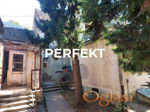 Centar, 120m2, spratna na 1,43 ari placa