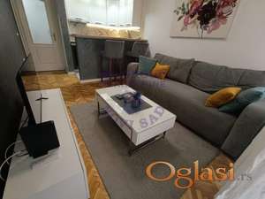 Kompletno renoviran stan-Nova Detelinara