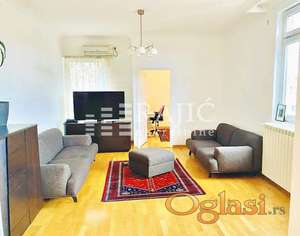 Izdato!Centar(Trg Republike)100m2,4.0+terasa #3799