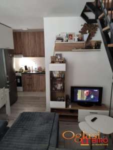 U ponudi prelep dvorišni stan