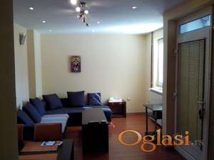 Centar-Ekonomski Fakultet,LUX namesten,moderan