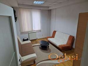 DVOSOBAN STAN CENTAR -400€-