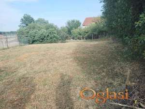 PLAC SA POGLEDOM NA DUNAV, DRUGA LINIJA, SREMSKI KARLOVCI