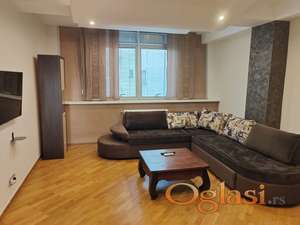 Izdajem stan/Apartment for rent