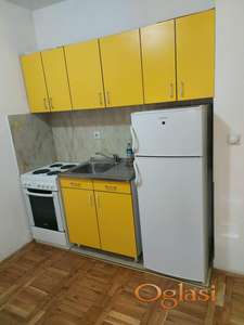 Nova Detelinara -nameštena garsonjera