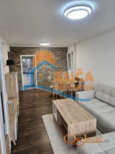 Odličan kompletno renoviran stan kod Gradske bolnice, 68m2, 8.sprat