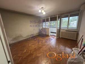 Komforan dvosoban stan na dobroj lokaciji