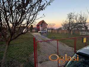 520775-Fenomenalna vikendica u Čortanovcima