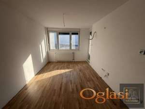 Odličan dvosoban stan! Novogradnja! Telep!