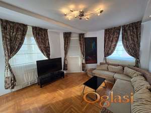 NOVI SAD,CENTAR,TROSOBAN STAN,ODMAH USELJIV- BEZ LIFTA-980E