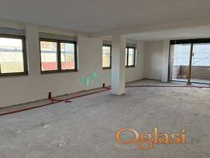 Lux četvorosoban stan na Salajci-108m2