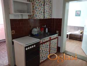 Izdajem stan u kuci u Arandjelovcu