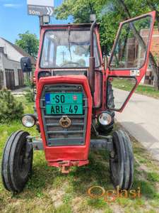 Traktor IMT 542