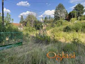 Zemljište u građevinskom području 2300m2 - Banoštor