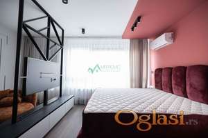 Novi Sad, Sajam - Kompletno i kvalitetno nameštena komforna garsonjera - povrat PDV-a 