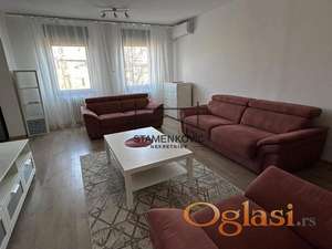 Prostran trosoban stan na Novom Naselju ID#7066