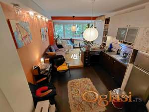 Stari Grad , Centar, Kralja Milana , 2.5 soban stan u najstrožem centru grada ID#25870