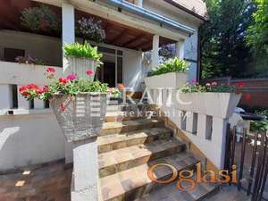 SENJAK,80m2+terasa(sa troškovima)-LUKS,SA PRELEPOM BAŠTOM #2495