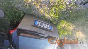 Gepek vratima Mercedes A klasa