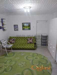 Izdaje se garsonjera u Duvaništu, 25m2!