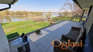 Banoštor kuća pored Dunava