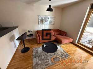 Dedinje-Stan s predivnom baštom, 70m2, g.mesto ID#2597