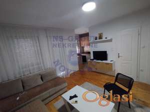 Funkcionalan stan 45m² Grbavica!