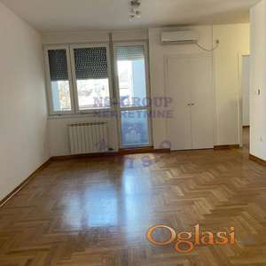 Izdaje se prazan dvosoban stan površine 47m² u neposrednoj blizini Spensa