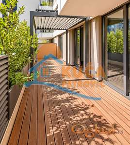 Izdaje se poslovni prostor u Planet residence,103m2