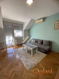 Izdajem LUX komfornu garsonjeru na Grbavici !!! ID#4775