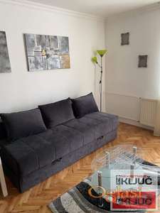 Garsonjera 28 m², Socijalno, Novi Sad, 2. sprat