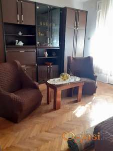 Izdaje se dvosoban stan kod Caira, 65m2