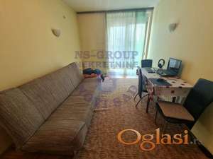 Izdaje se lepa garsonjera na Novoj Detelinari