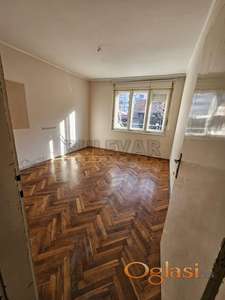 Izdaje se nenamešten dvosoban stan u blizini Šojke