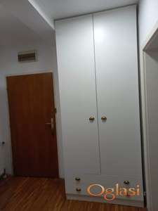 Izdavanje garsonjere