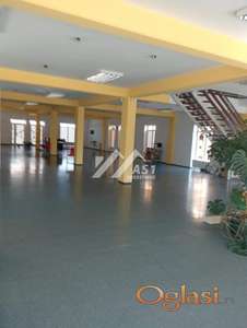 Izdaje se poslovna zgrada na Novom Naselju ID#6210