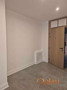 odlično za kancelarijski prostor