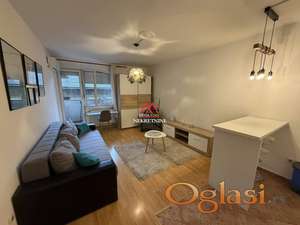 Garsonjera - 29m2 - Centar