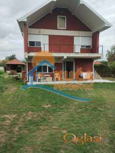 Na prodaju porodična kuća 138m2, Šarlinac, Doljevac