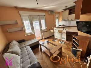 *Novi Sad - Bulevar Oslobođenja*