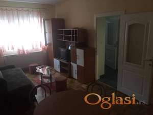 DVORISNI STAN U CENTRU GRADA