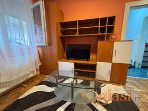 DVORISNI STAN U CENTRU GRADA