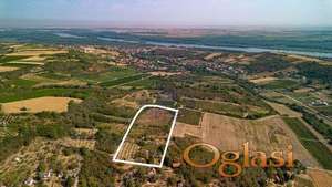 Odličan plac u Sremskim Karlovcima.