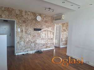 Zemun, Kej oslobođenja, sunčan, svetao ID#1690